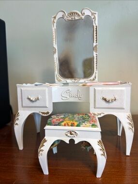 Vintage 60s Pedigree Sindy Doll Dressing Table Set Vanity and Accessories